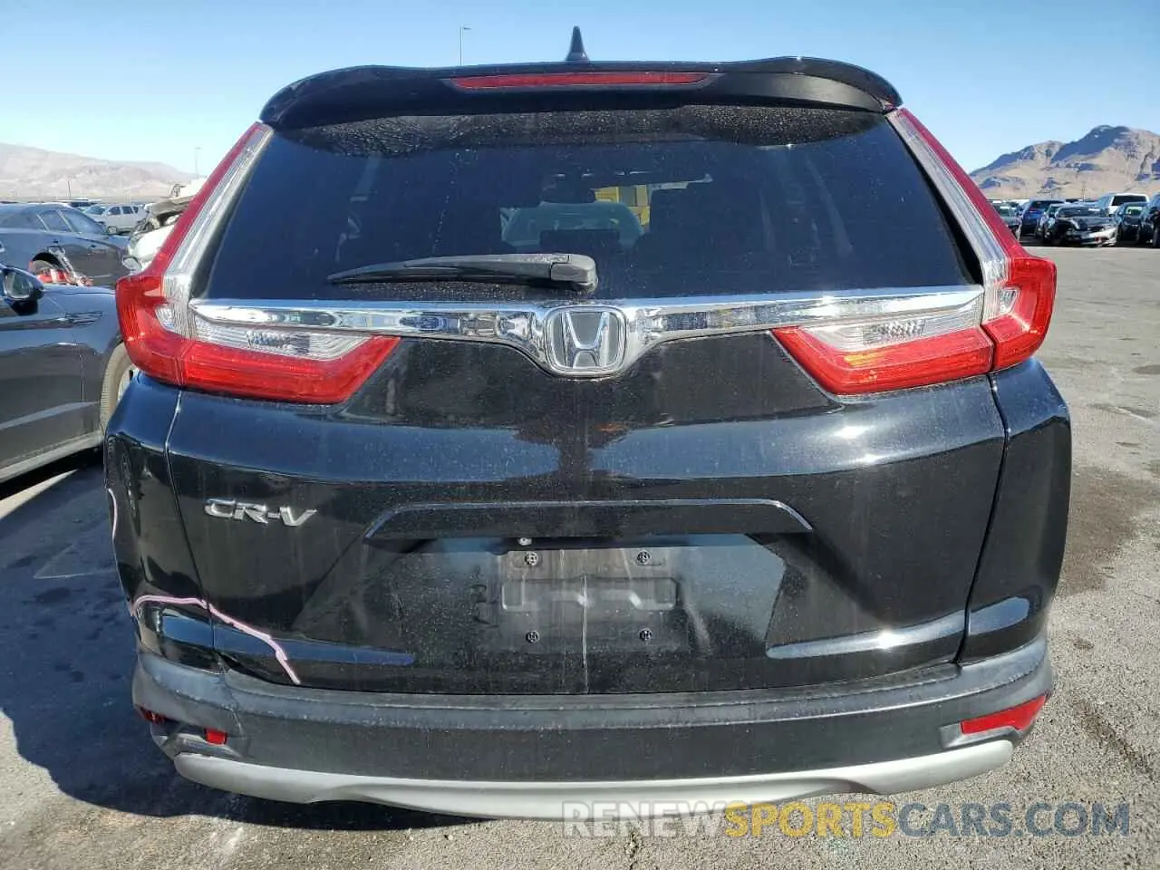 6 Photograph of a damaged car 5J6RW1H54KA018827 HONDA CRV 2019