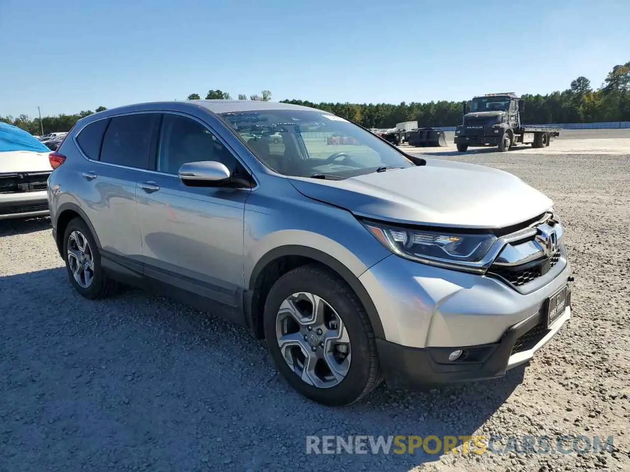 4 Photograph of a damaged car 5J6RW1H54KL007007 HONDA CRV 2019