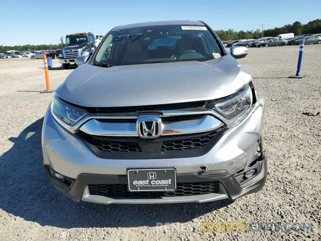 5 Photograph of a damaged car 5J6RW1H54KL007007 HONDA CRV 2019