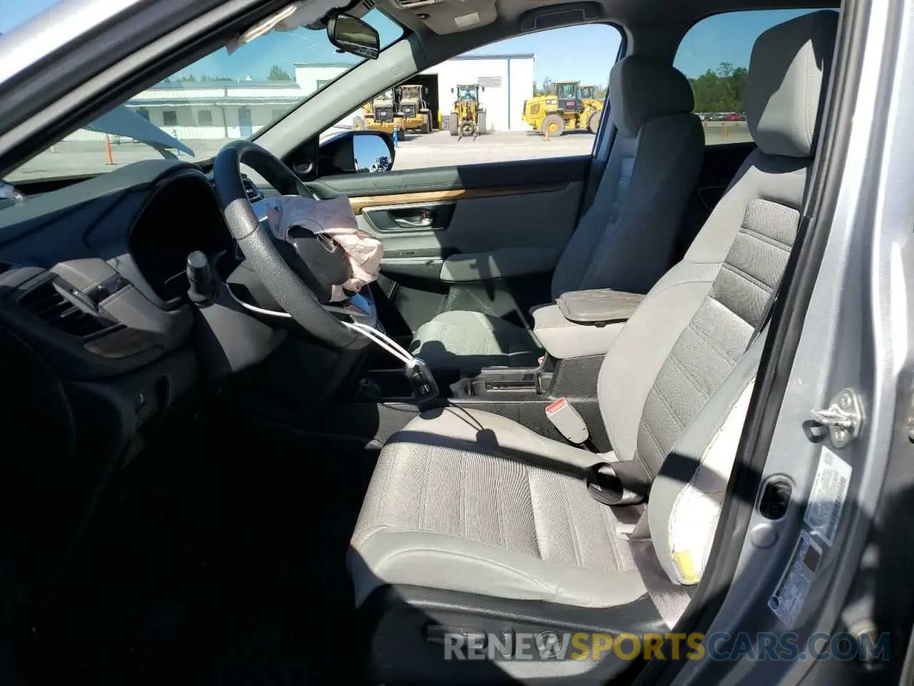 7 Photograph of a damaged car 5J6RW1H54KL007007 HONDA CRV 2019