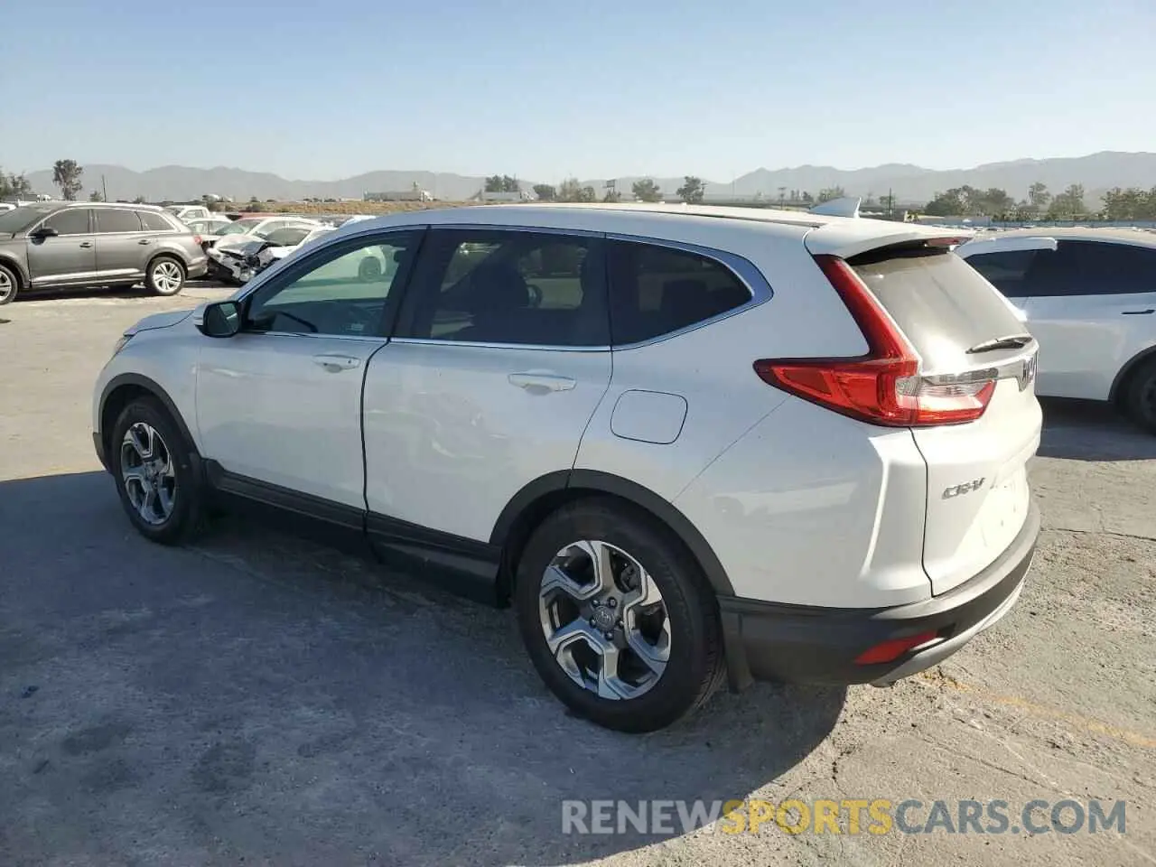 2 Photograph of a damaged car 5J6RW1H55KA004578 HONDA CRV 2019