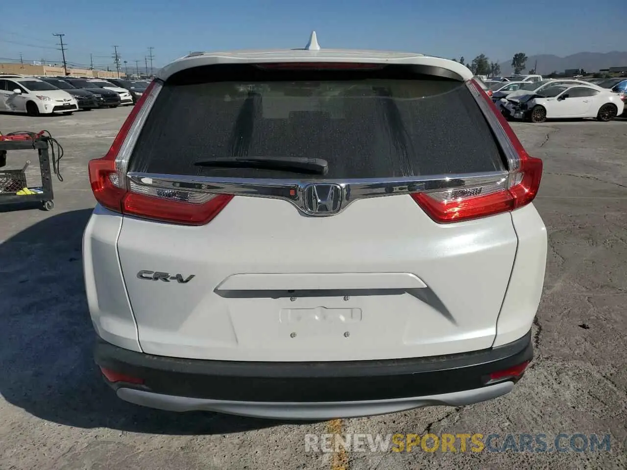 6 Photograph of a damaged car 5J6RW1H55KA004578 HONDA CRV 2019