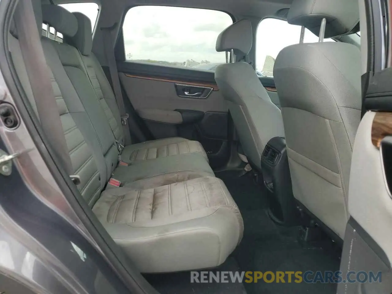 11 Photograph of a damaged car 5J6RW1H55KA035944 HONDA CRV 2019