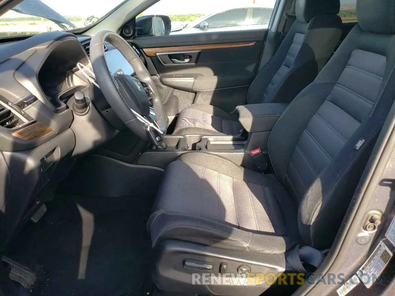 7 Photograph of a damaged car 5J6RW1H57KA033001 HONDA CRV 2019