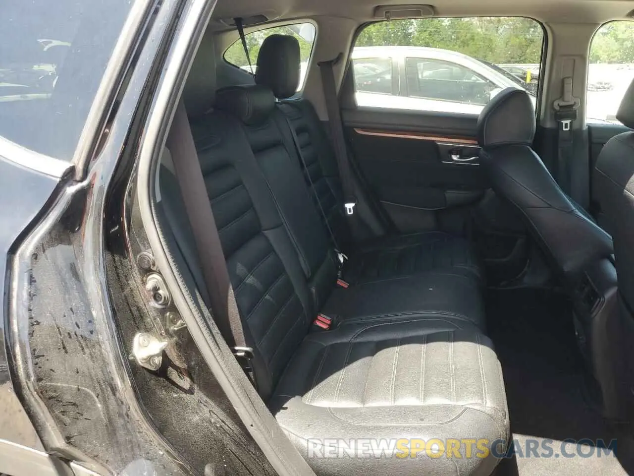 11 Photograph of a damaged car 5J6RW1H58KA005918 HONDA CRV 2019