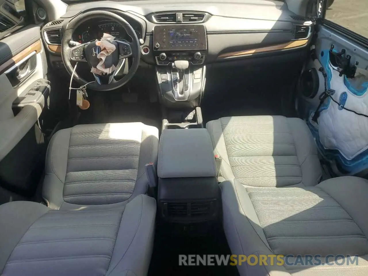 8 Photograph of a damaged car 5J6RW1H58KA028860 HONDA CRV 2019