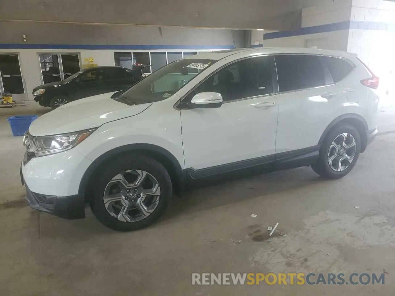 1 Photograph of a damaged car 5J6RW1H82KA025463 HONDA CRV 2019