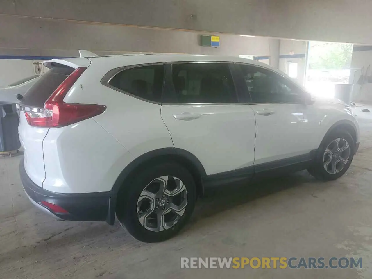3 Photograph of a damaged car 5J6RW1H82KA025463 HONDA CRV 2019