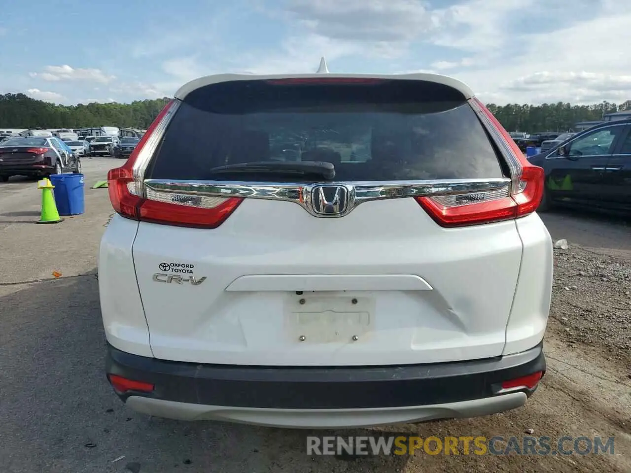 6 Photograph of a damaged car 5J6RW1H82KA030856 HONDA CRV 2019