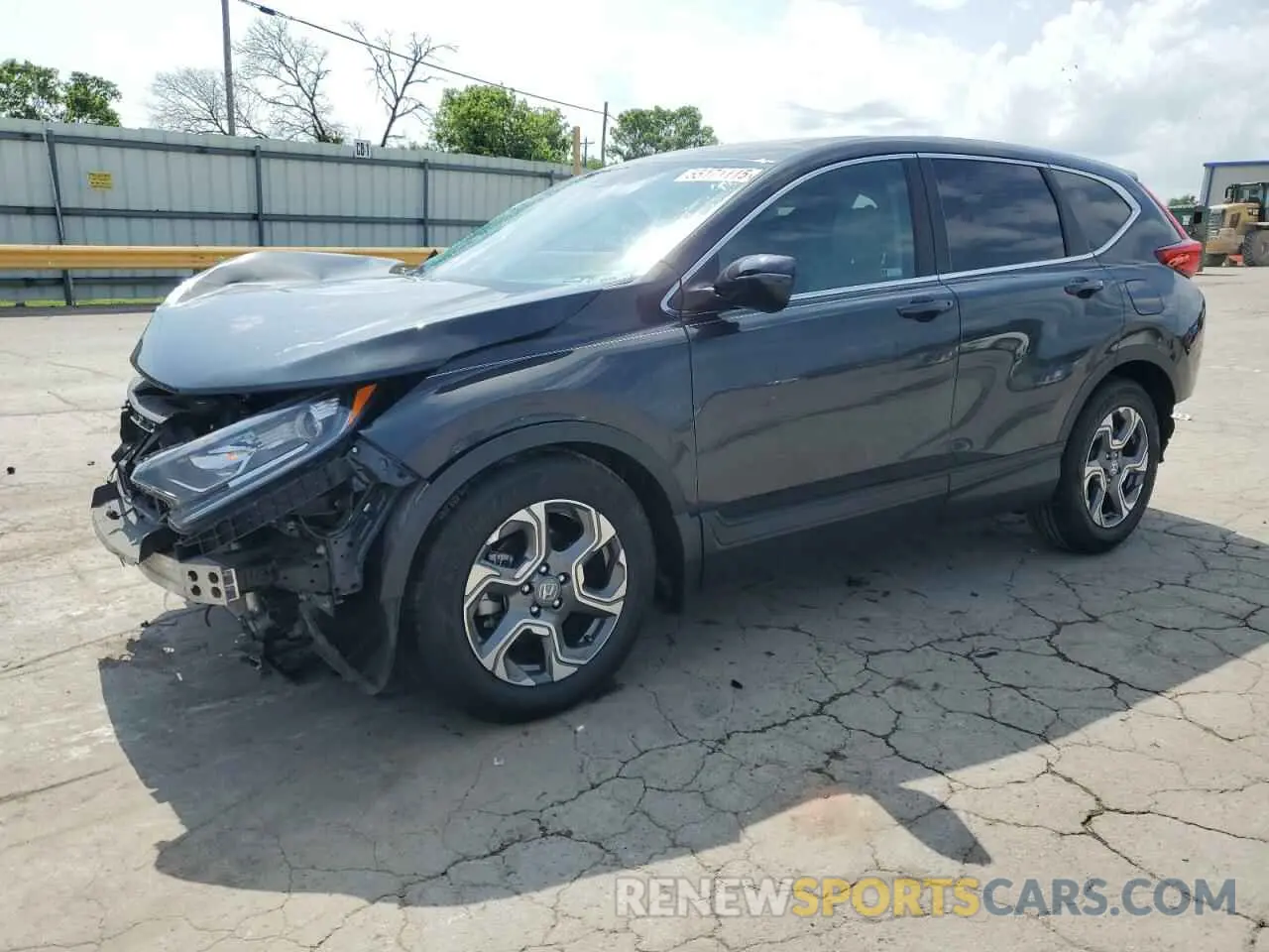 1 Photograph of a damaged car 5J6RW1H84KA027585 HONDA CRV 2019