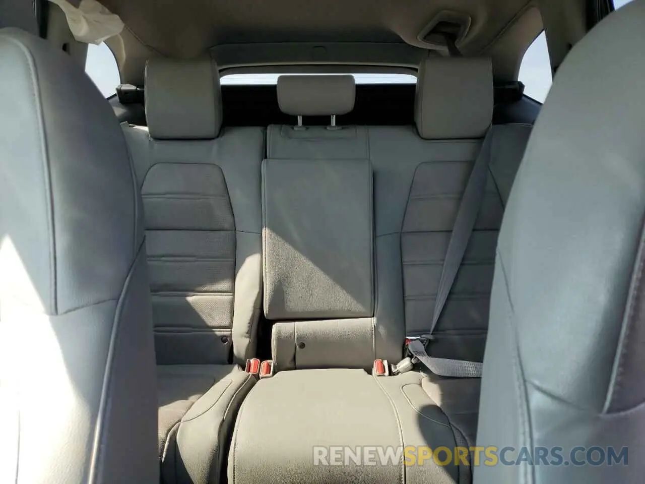 10 Photograph of a damaged car 5J6RW1H84KA027585 HONDA CRV 2019