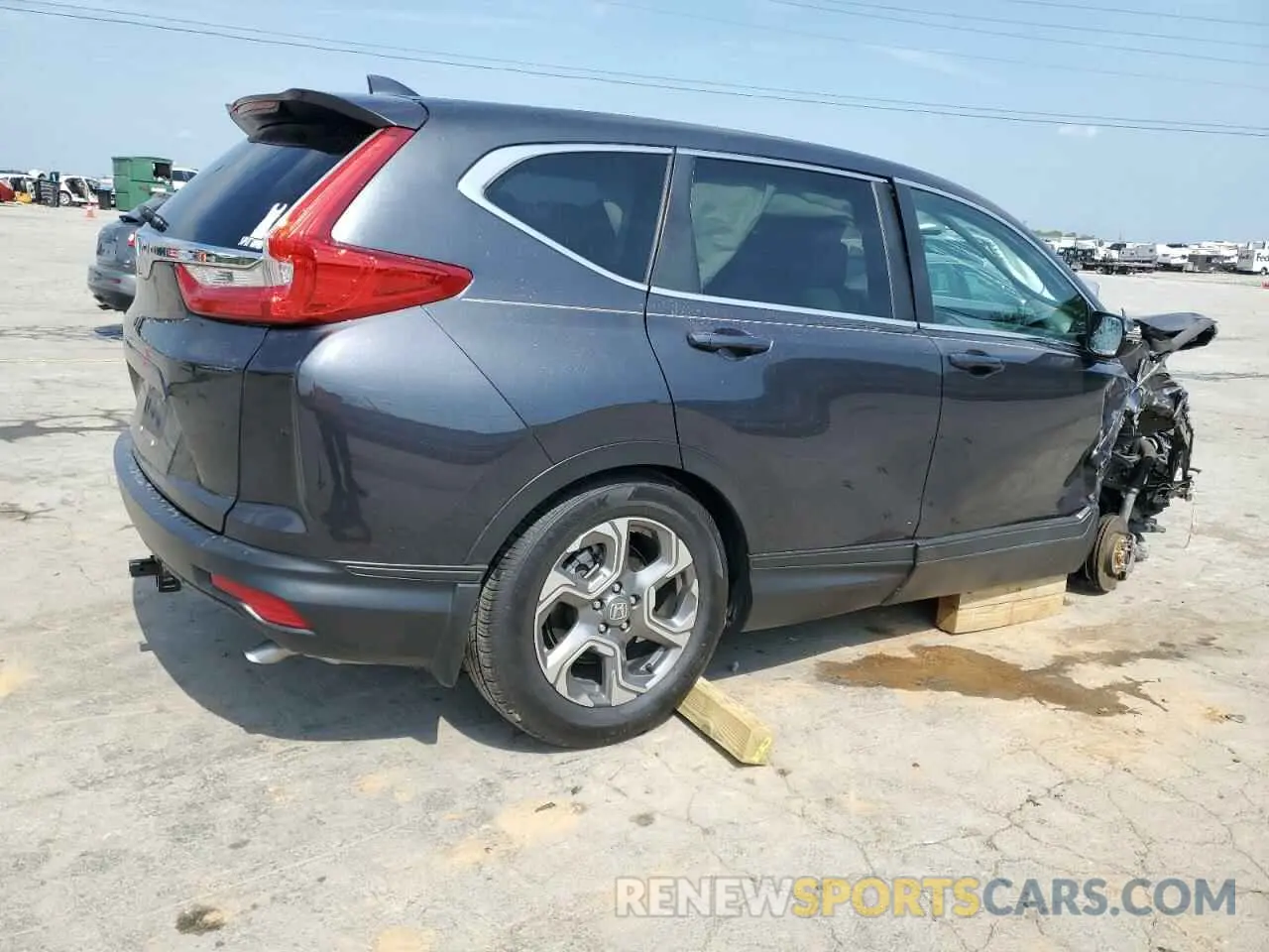 3 Photograph of a damaged car 5J6RW1H84KA027585 HONDA CRV 2019