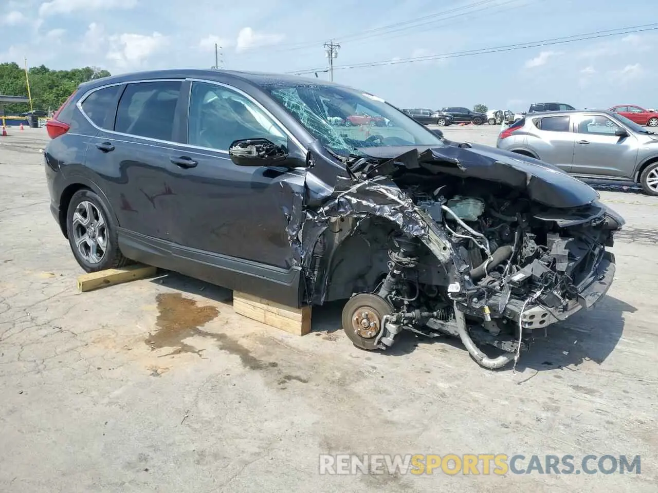 4 Photograph of a damaged car 5J6RW1H84KA027585 HONDA CRV 2019