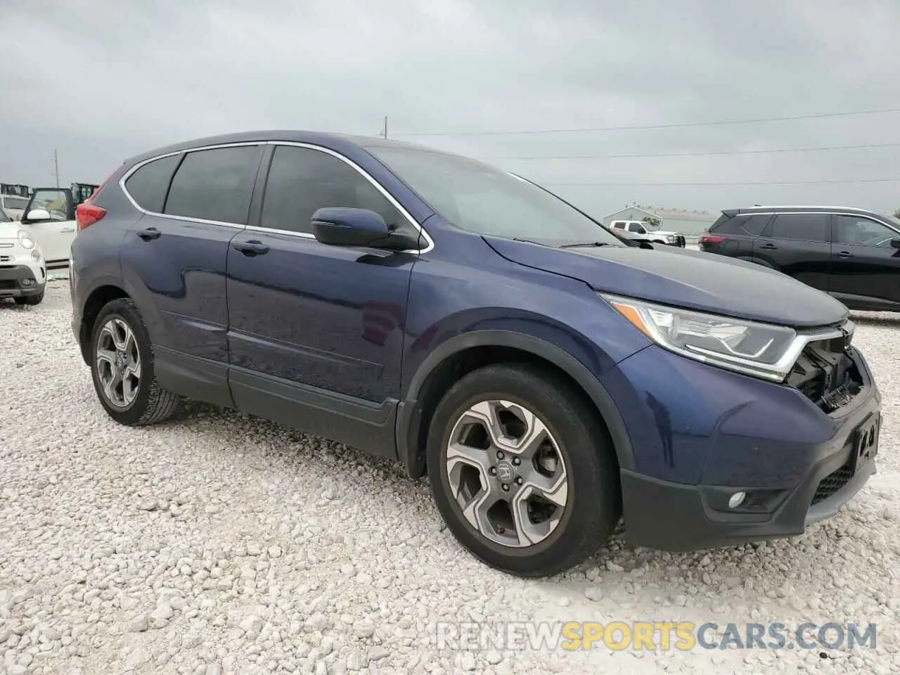 4 Photograph of a damaged car 5J6RW1H84KA028655 HONDA CRV 2019