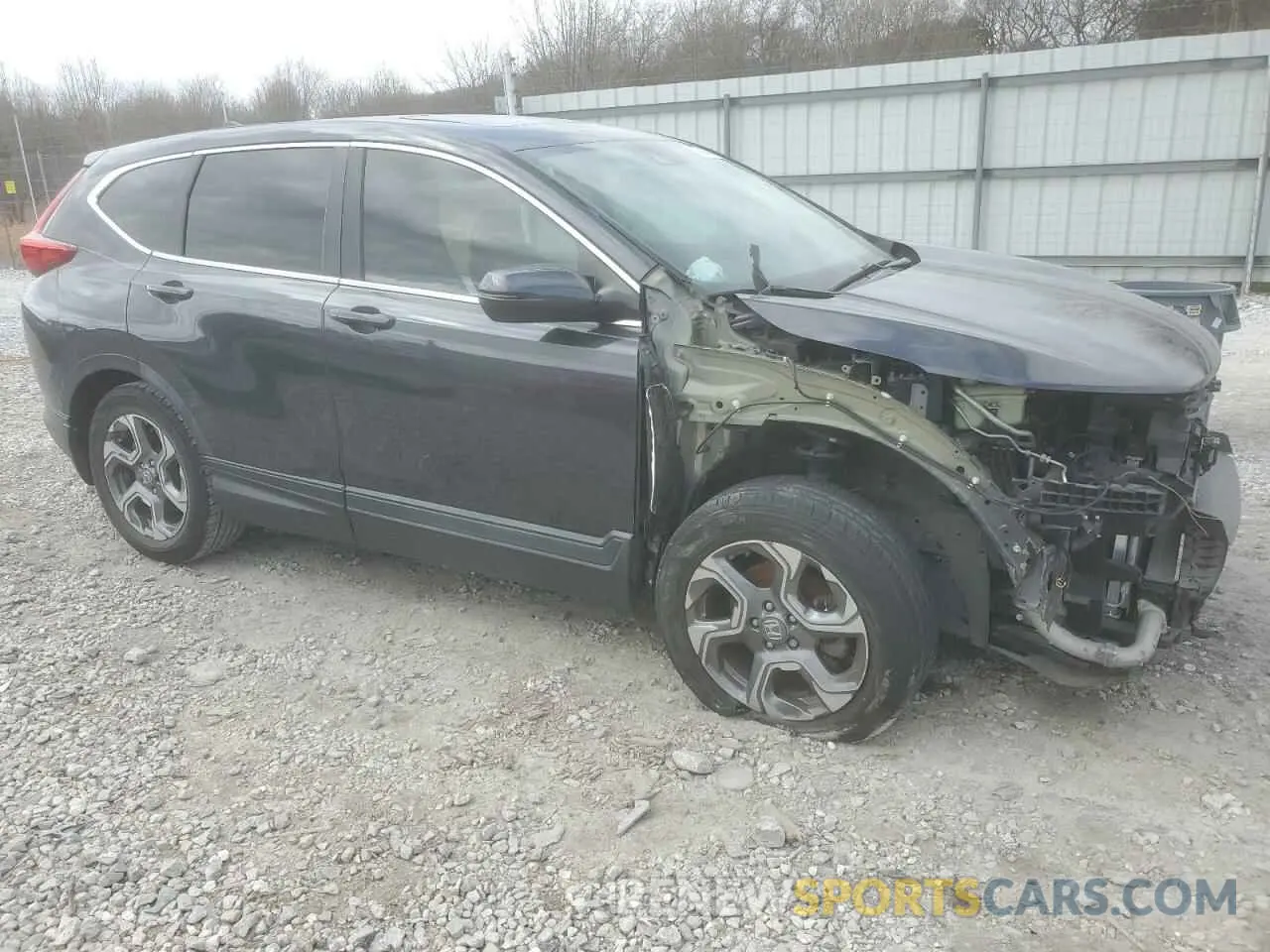 4 Photograph of a damaged car 5J6RW1H85KA006907 HONDA CRV 2019