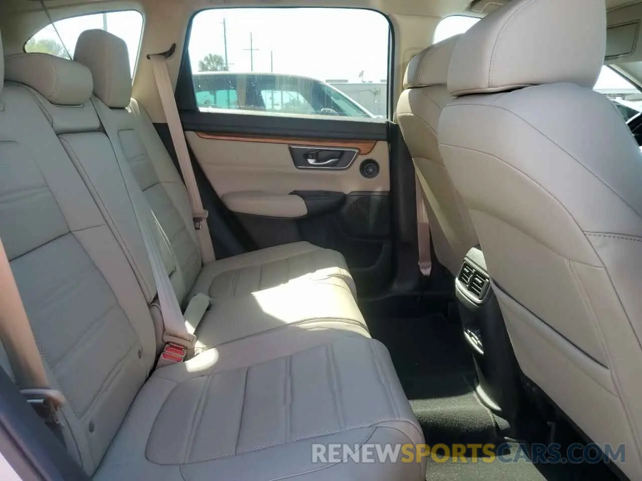 11 Photograph of a damaged car 5J6RW1H85KA041530 HONDA CRV 2019