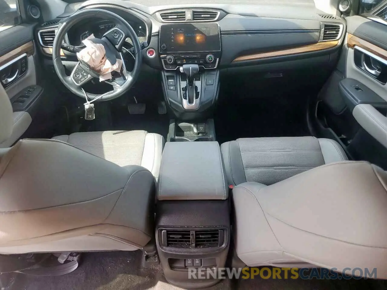 8 Photograph of a damaged car 5J6RW1H86KA006480 HONDA CRV 2019