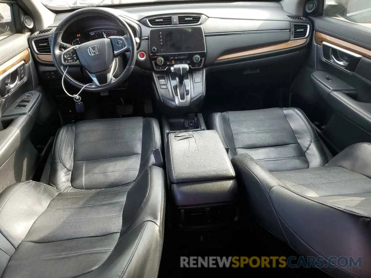 8 Photograph of a damaged car 5J6RW1H86KA031993 HONDA CRV 2019