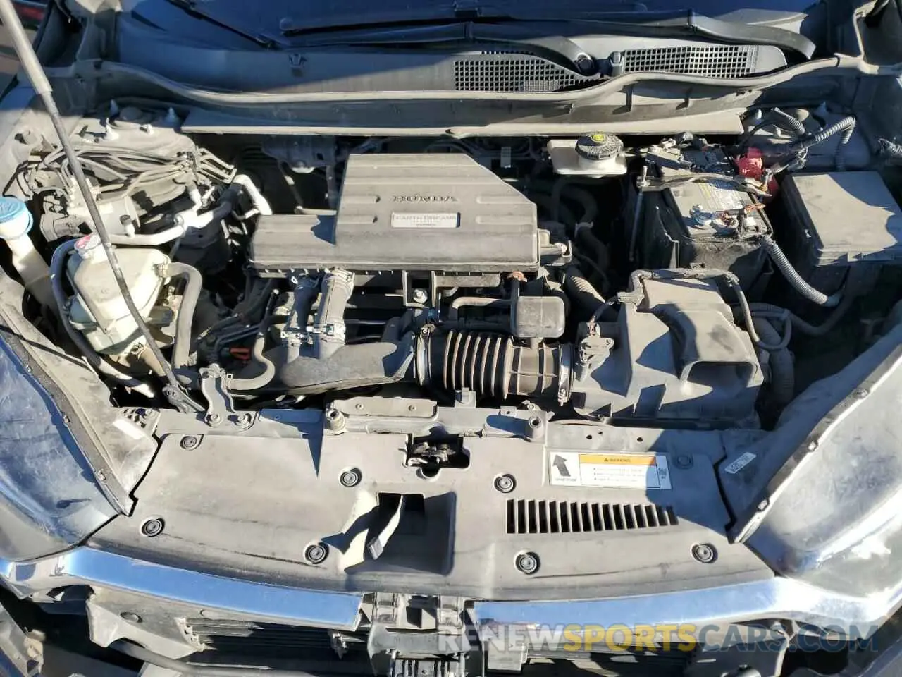 13 Photograph of a damaged car 5J6RW1H86KA040788 HONDA CRV 2019