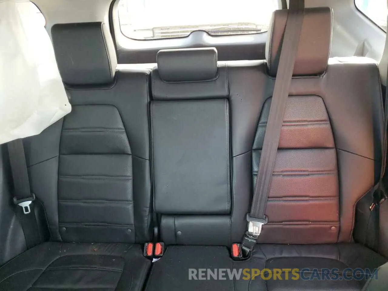 10 Photograph of a damaged car 5J6RW1H86KA048051 HONDA CRV 2019