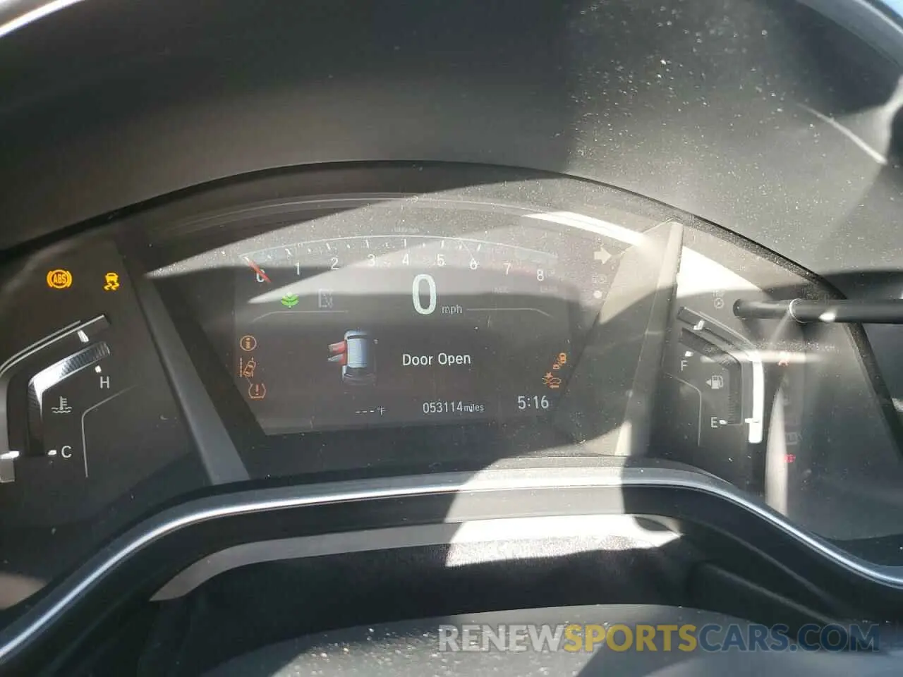 9 Photograph of a damaged car 5J6RW1H86KA048051 HONDA CRV 2019
