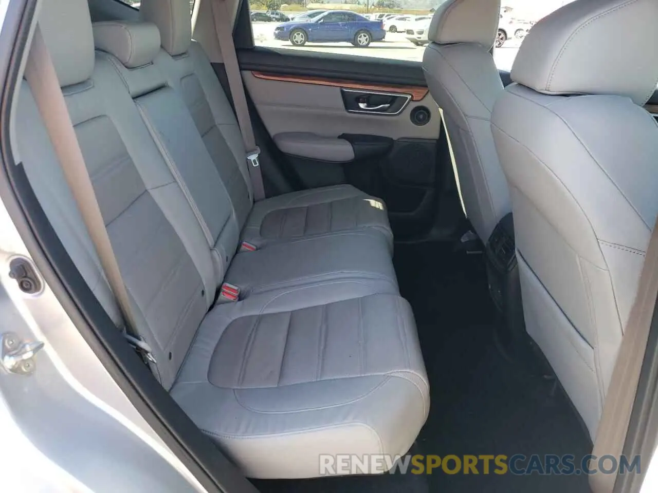 10 Photograph of a damaged car 5J6RW1H8XKA023850 HONDA CRV 2019