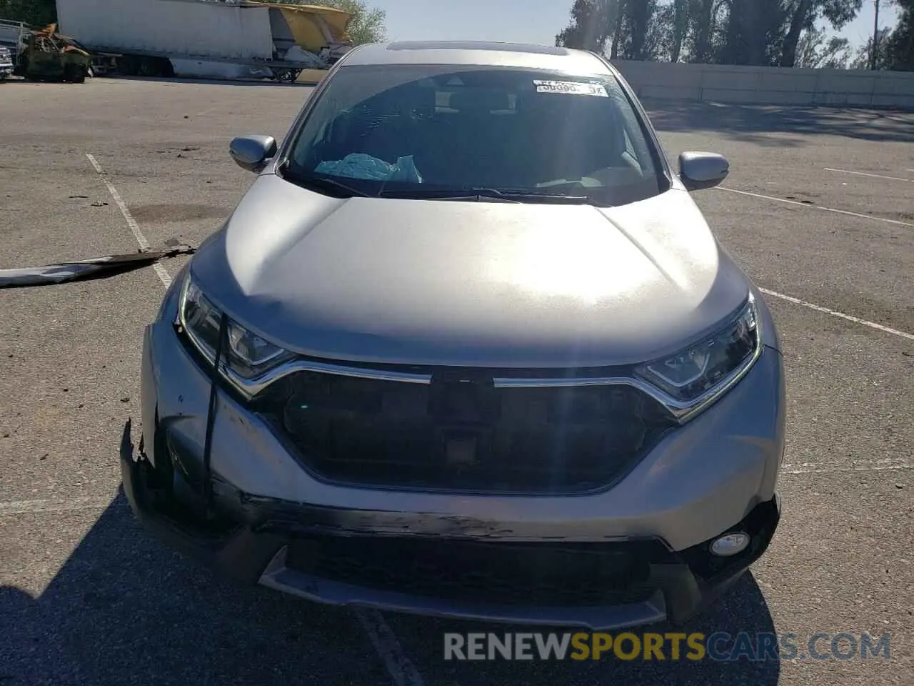 5 Photograph of a damaged car 5J6RW1H8XKA023850 HONDA CRV 2019