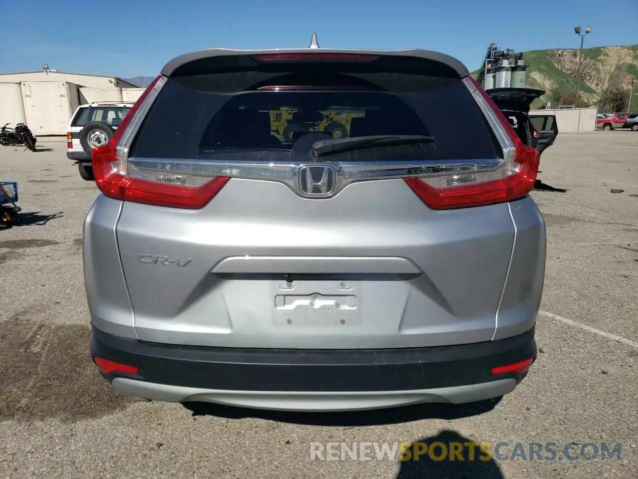 6 Photograph of a damaged car 5J6RW1H8XKA023850 HONDA CRV 2019