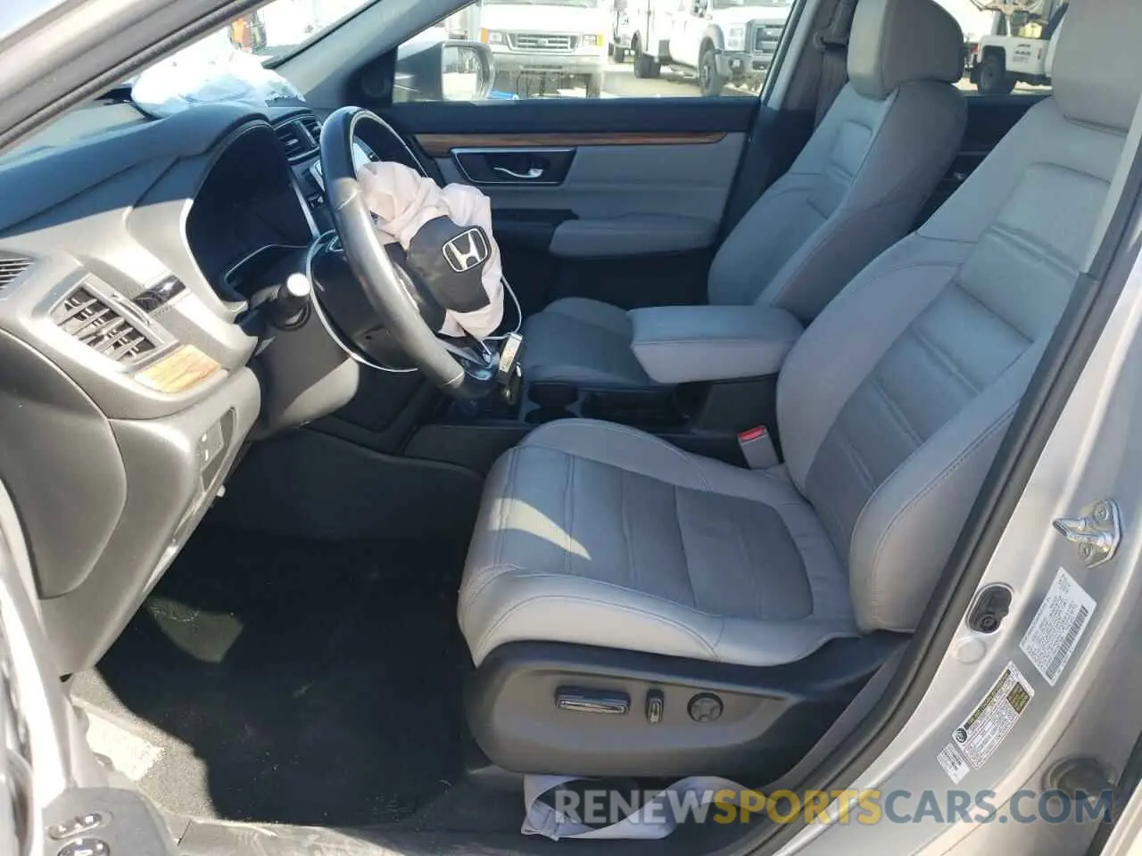 7 Photograph of a damaged car 5J6RW1H8XKA023850 HONDA CRV 2019