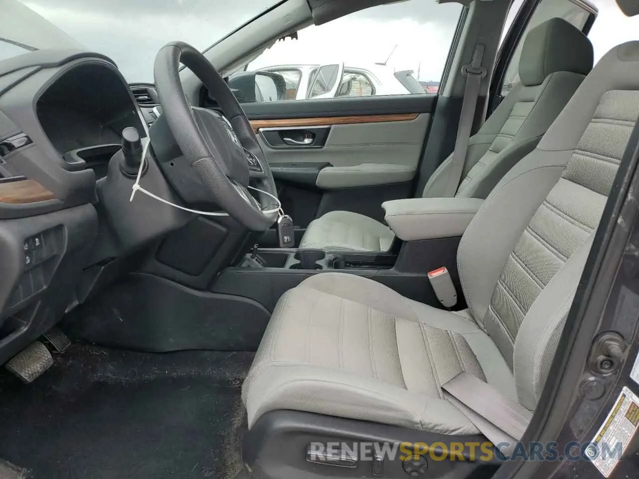 7 Photograph of a damaged car 5J6RW2H50KA015283 HONDA CRV 2019