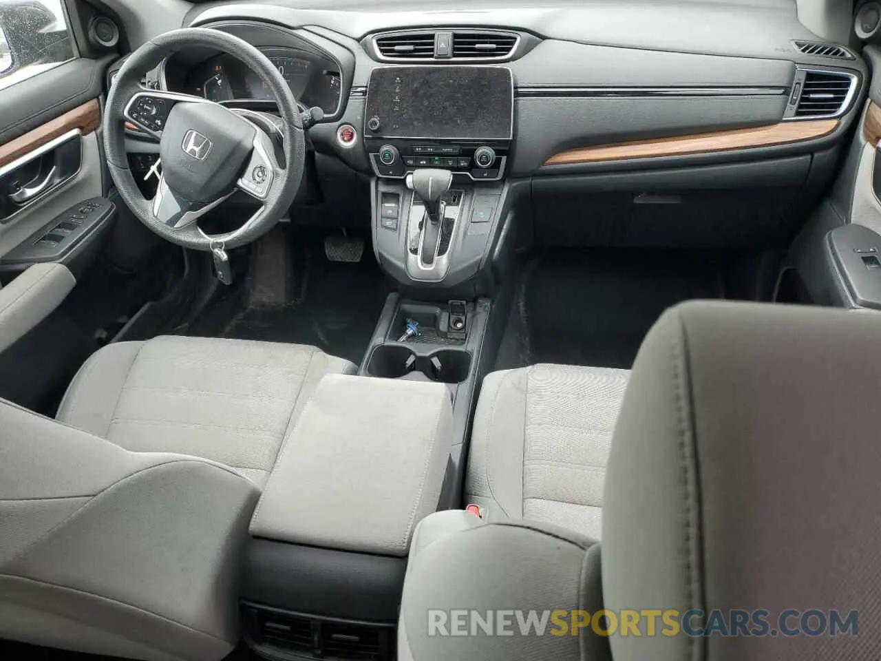8 Photograph of a damaged car 5J6RW2H50KA015283 HONDA CRV 2019