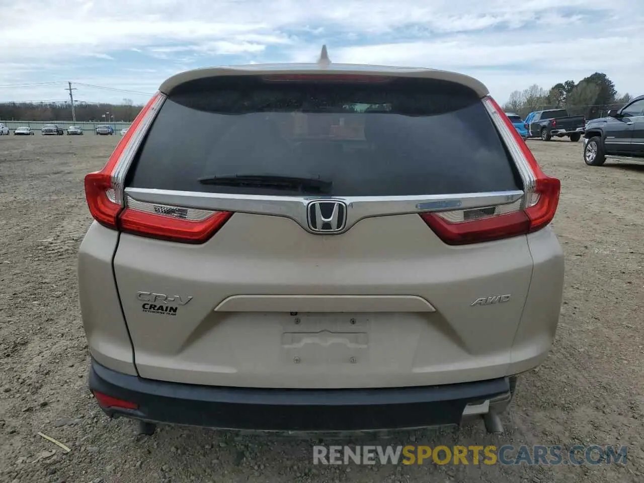 6 Photograph of a damaged car 5J6RW2H50KL009567 HONDA CRV 2019
