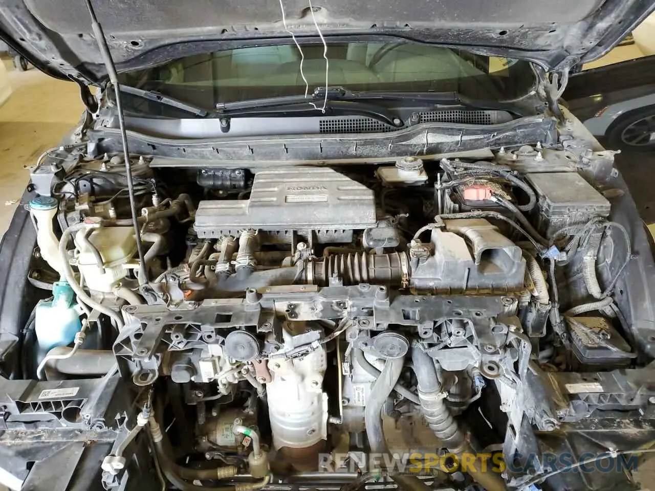 12 Photograph of a damaged car 5J6RW2H50KL030337 HONDA CRV 2019