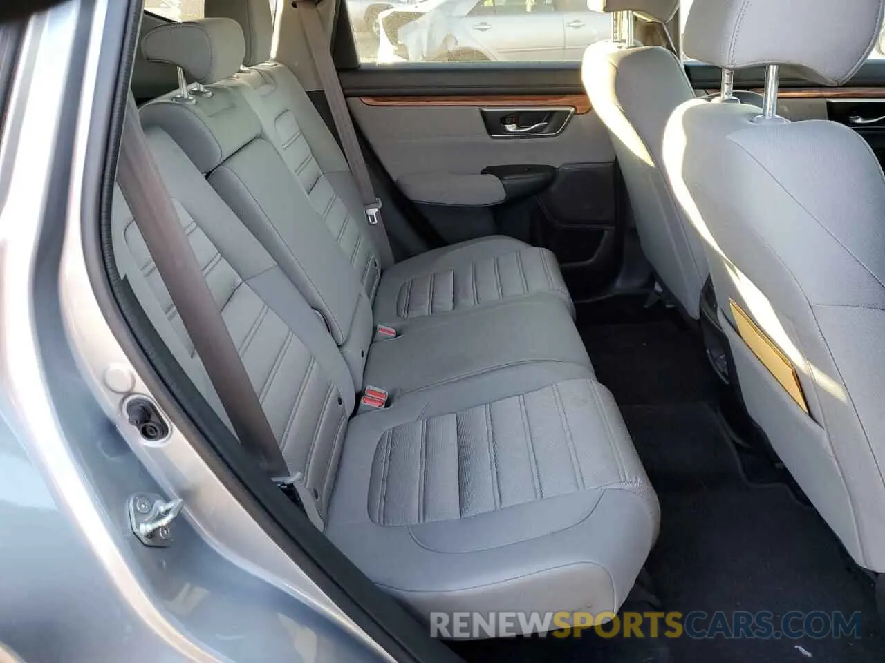 11 Photograph of a damaged car 5J6RW2H52KL010090 HONDA CRV 2019