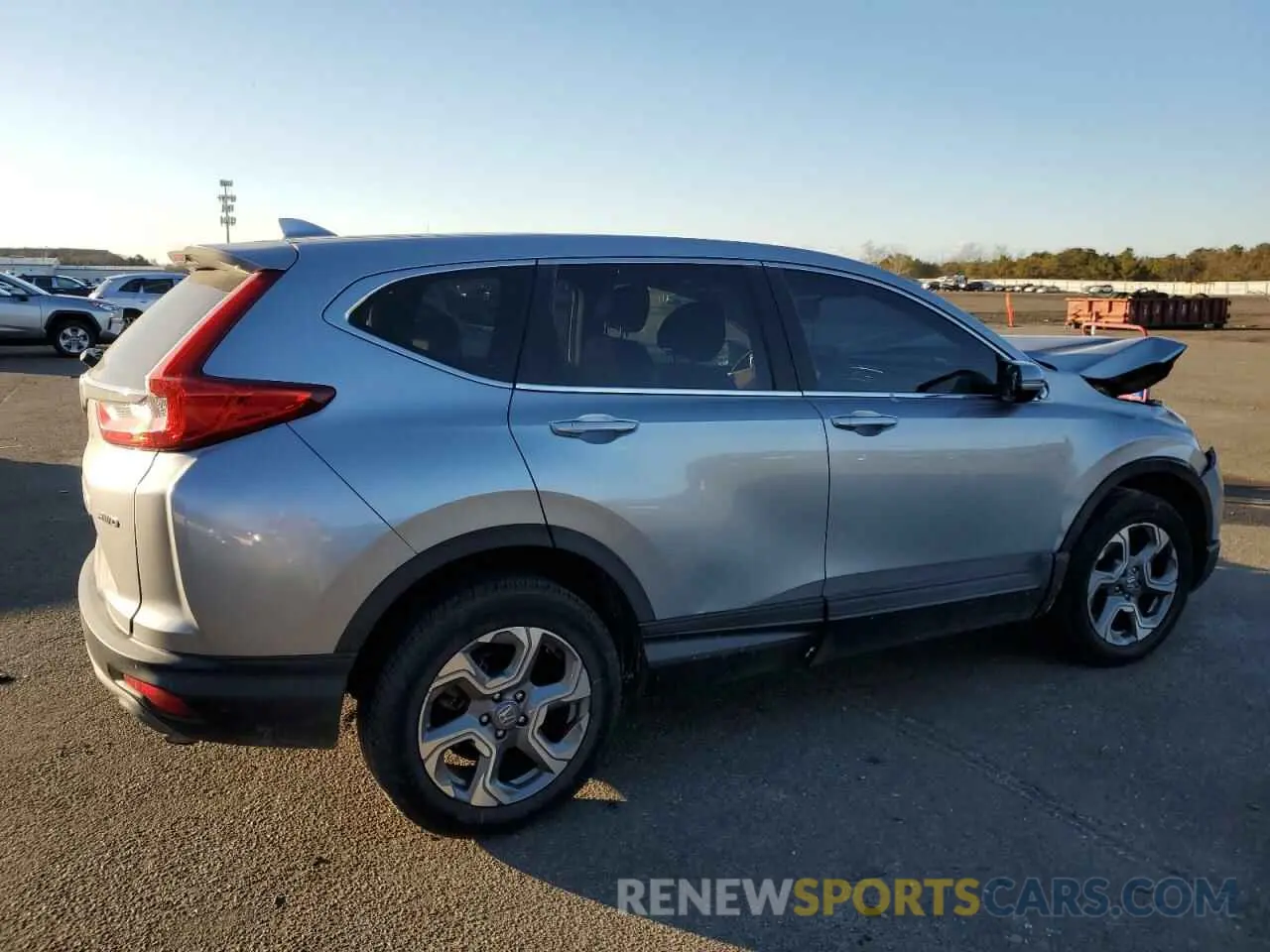 3 Photograph of a damaged car 5J6RW2H52KL010090 HONDA CRV 2019