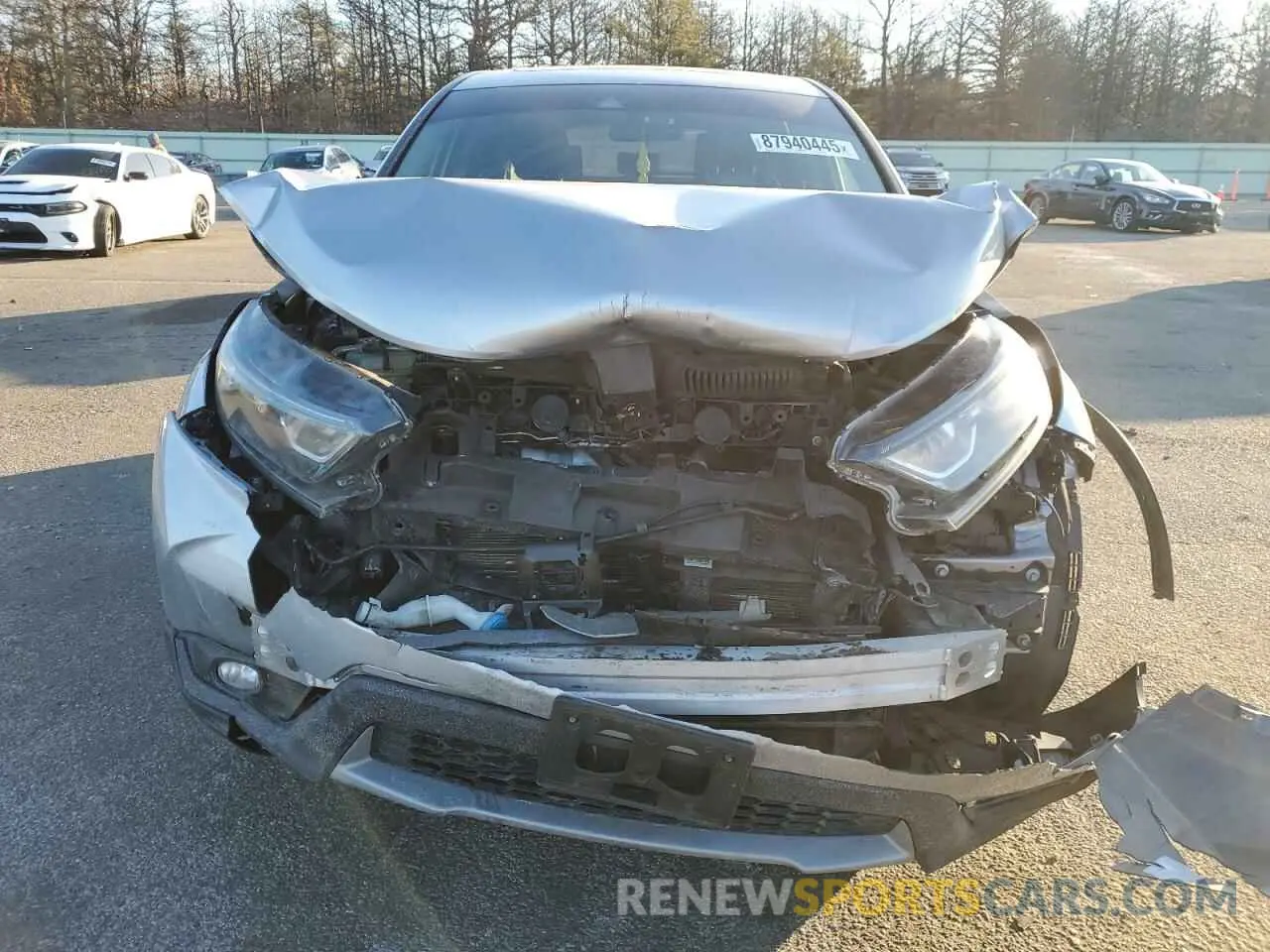 5 Photograph of a damaged car 5J6RW2H52KL010090 HONDA CRV 2019