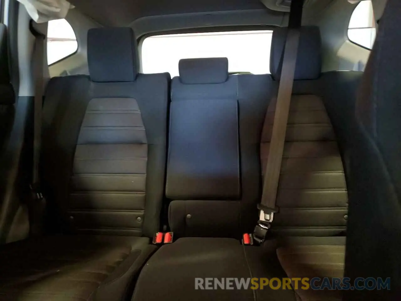 10 Photograph of a damaged car 5J6RW2H54KA019689 HONDA CRV 2019