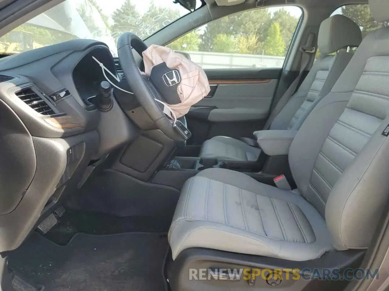 7 Photograph of a damaged car 5J6RW2H54KL013475 HONDA CRV 2019