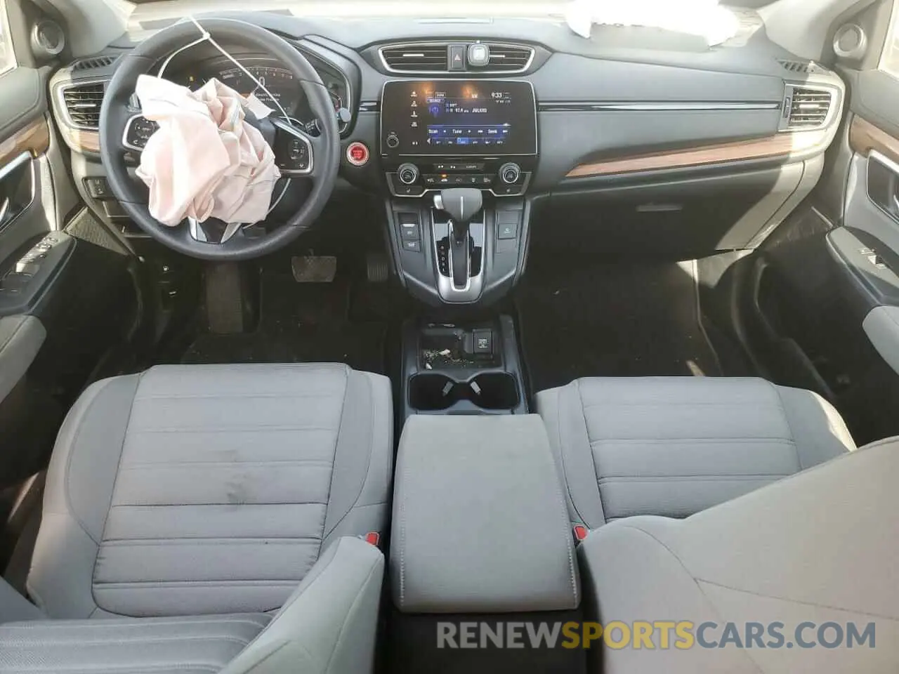 8 Photograph of a damaged car 5J6RW2H54KL013475 HONDA CRV 2019
