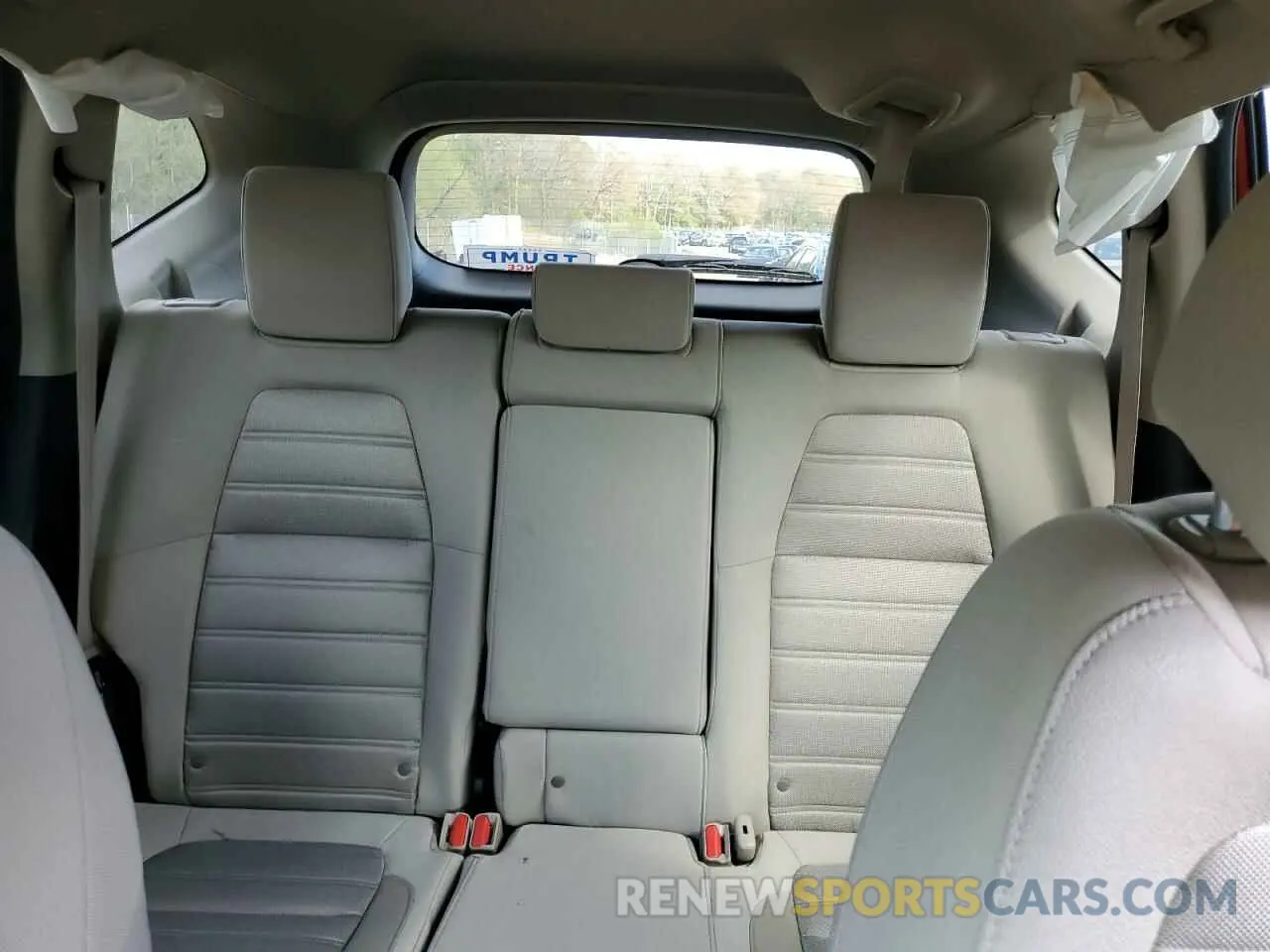 10 Photograph of a damaged car 5J6RW2H54KL017199 HONDA CRV 2019
