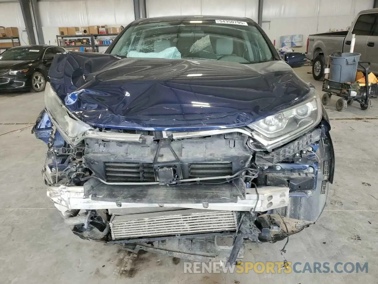 5 Photograph of a damaged car 5J6RW2H55KA001752 HONDA CRV 2019