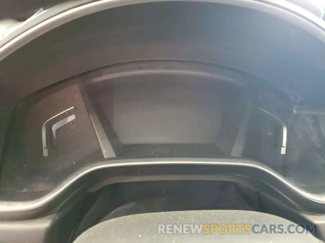 9 Photograph of a damaged car 5J6RW2H55KA001752 HONDA CRV 2019