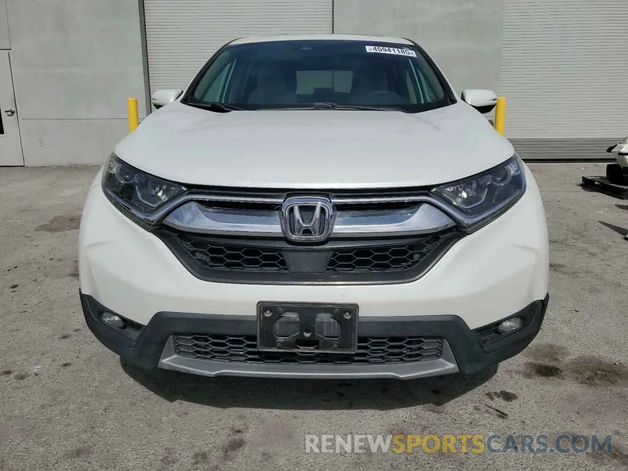5 Photograph of a damaged car 5J6RW2H55KA017191 HONDA CRV 2019