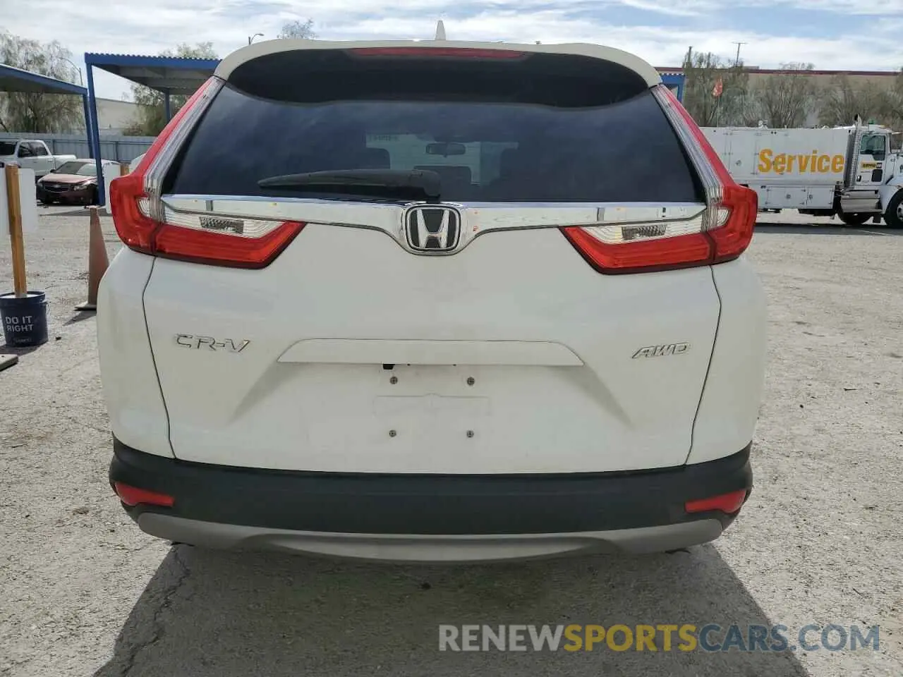 6 Photograph of a damaged car 5J6RW2H55KA017191 HONDA CRV 2019