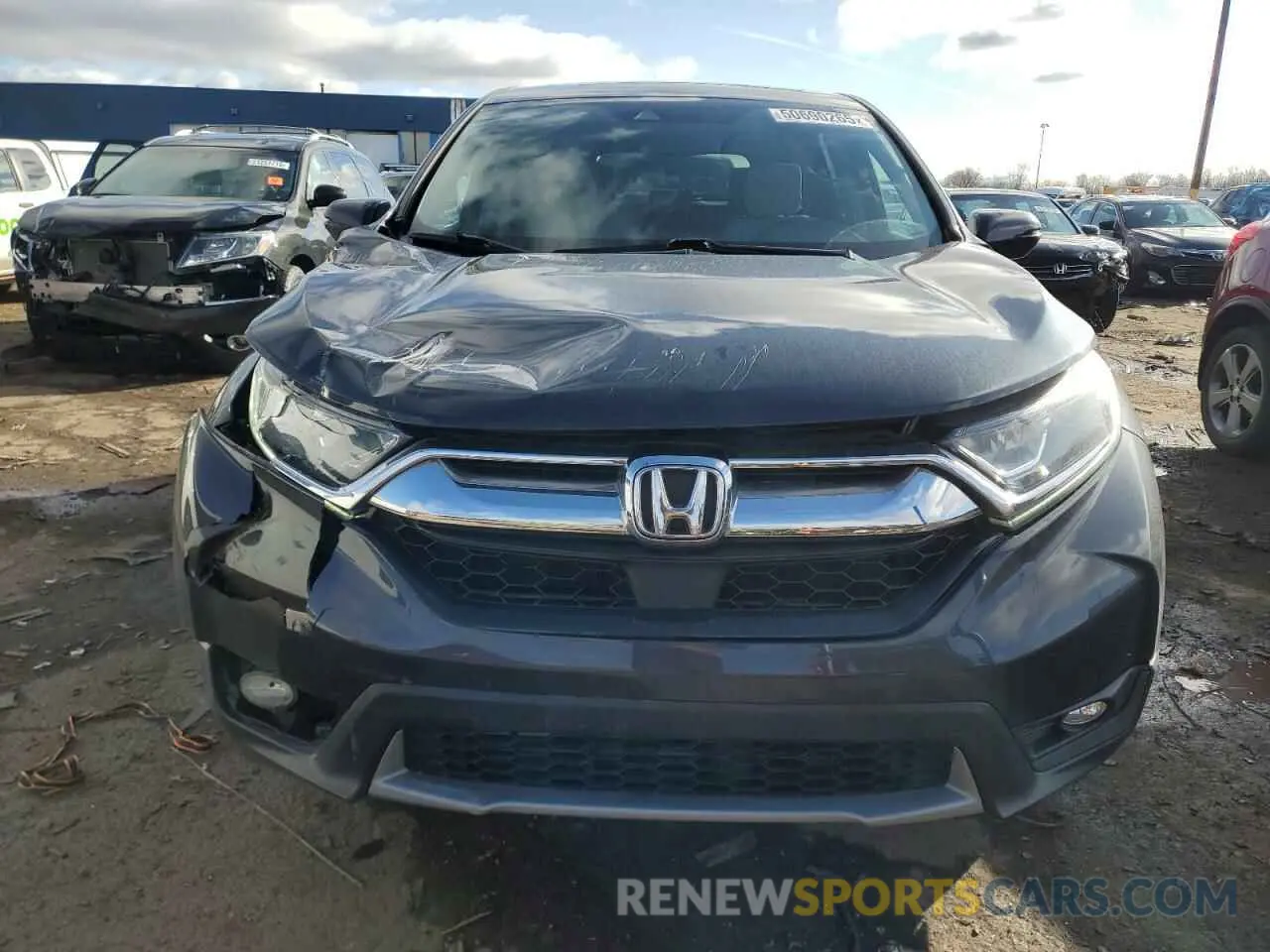 5 Photograph of a damaged car 5J6RW2H55KL013209 HONDA CRV 2019