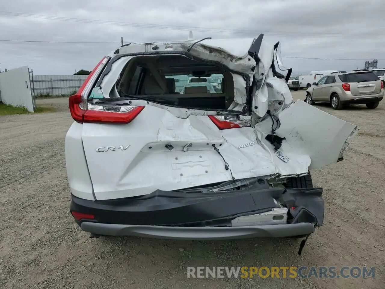 6 Photograph of a damaged car 5J6RW2H56KA020374 HONDA CRV 2019