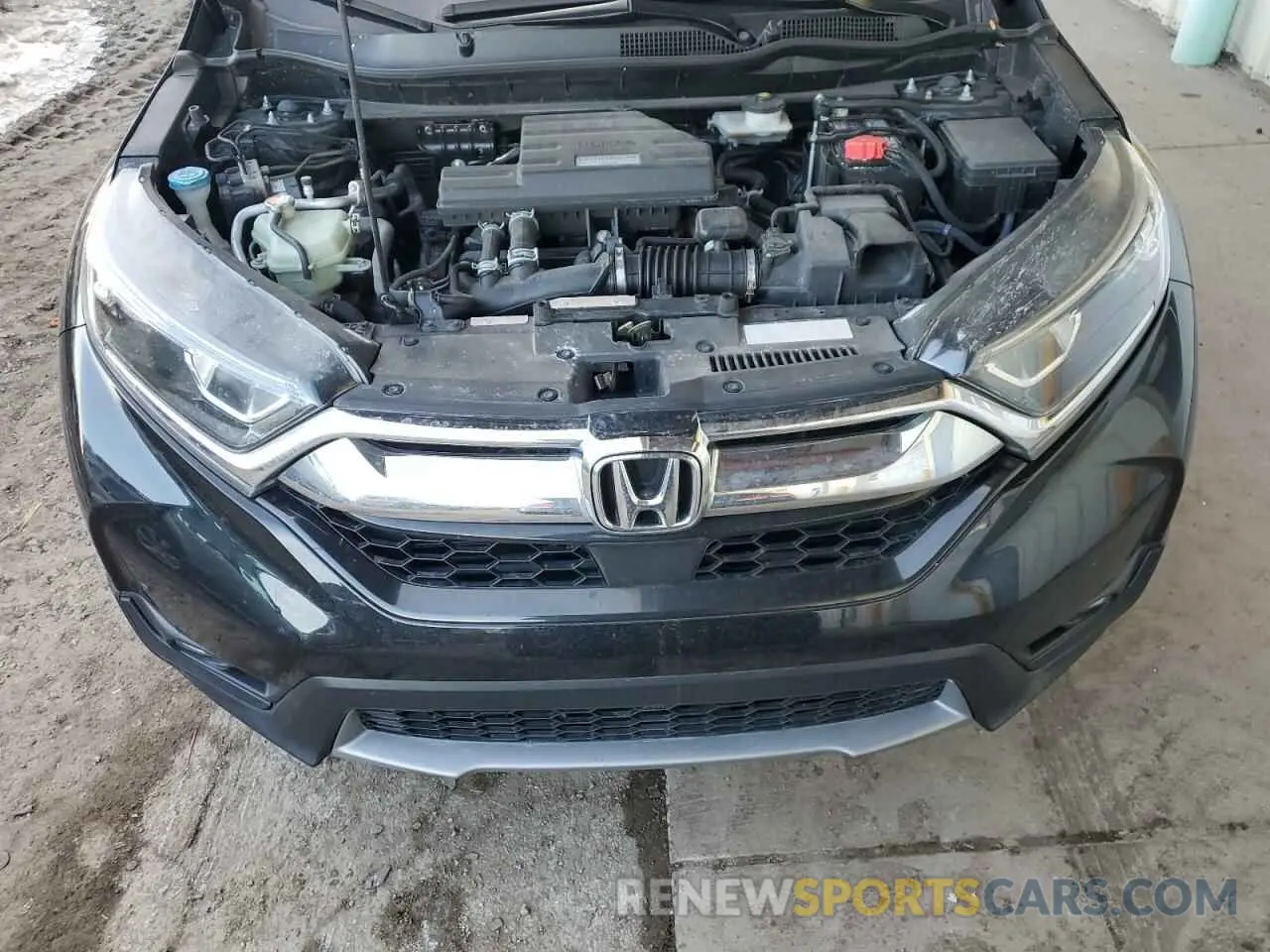 12 Photograph of a damaged car 5J6RW2H56KL035770 HONDA CRV 2019