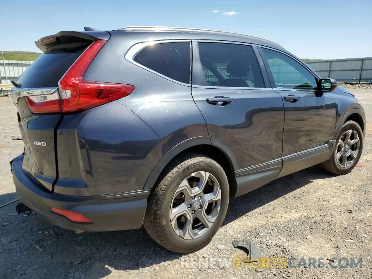 3 Photograph of a damaged car 5J6RW2H57KL025023 HONDA CRV 2019