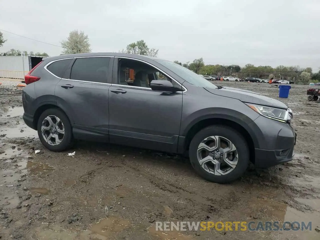 4 Photograph of a damaged car 5J6RW2H58KA005391 HONDA CRV 2019