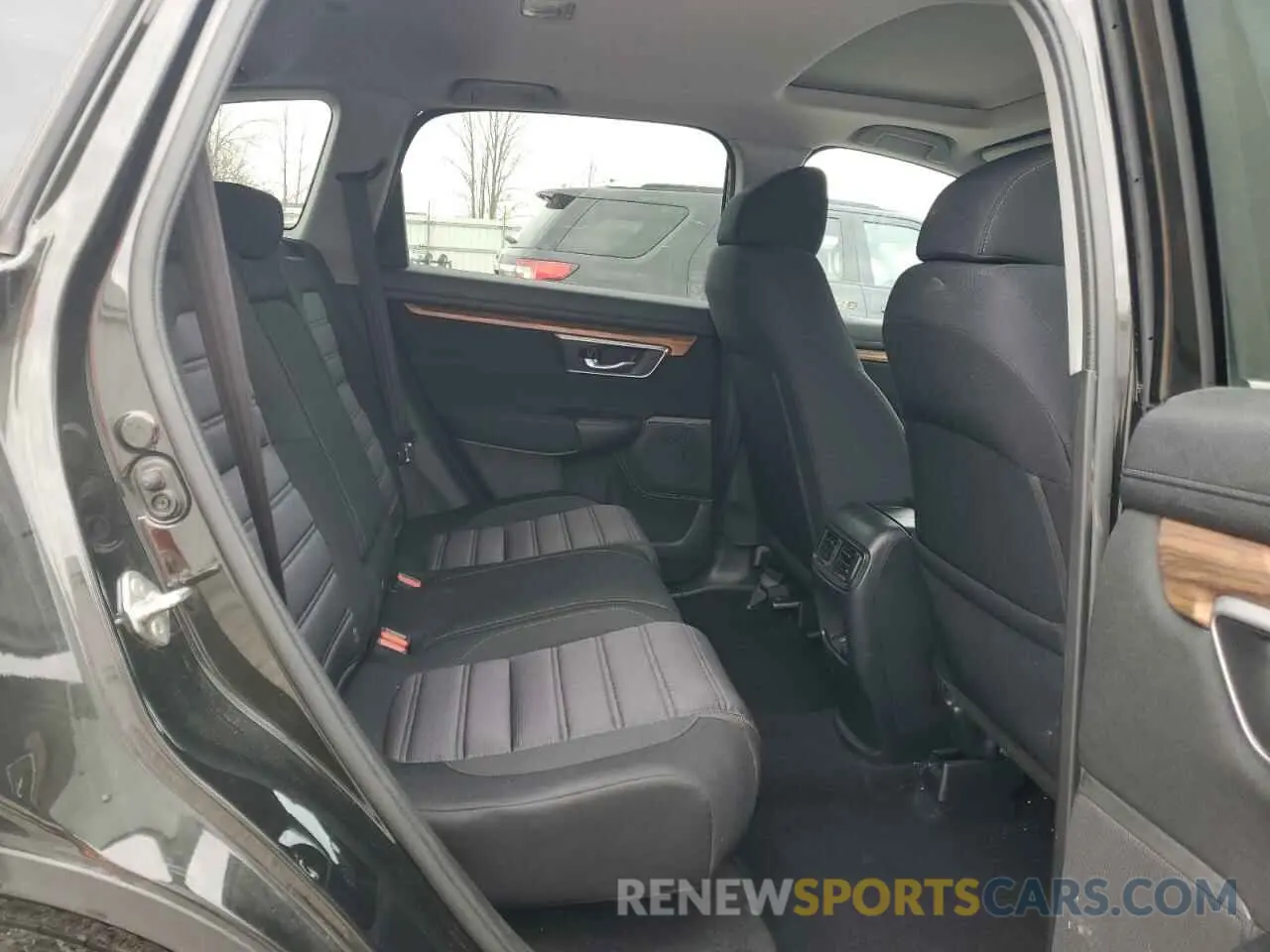 10 Photograph of a damaged car 5J6RW2H59KL004027 HONDA CRV 2019